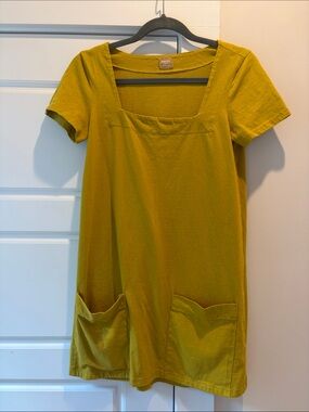 Women’s Square Neck Short Sleeve Tunic Dress - Mustard